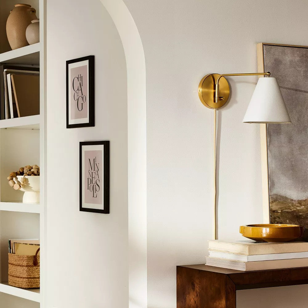 Lampara Aplique de pared con brazo - Threshold™ diseñado con Studio McGee