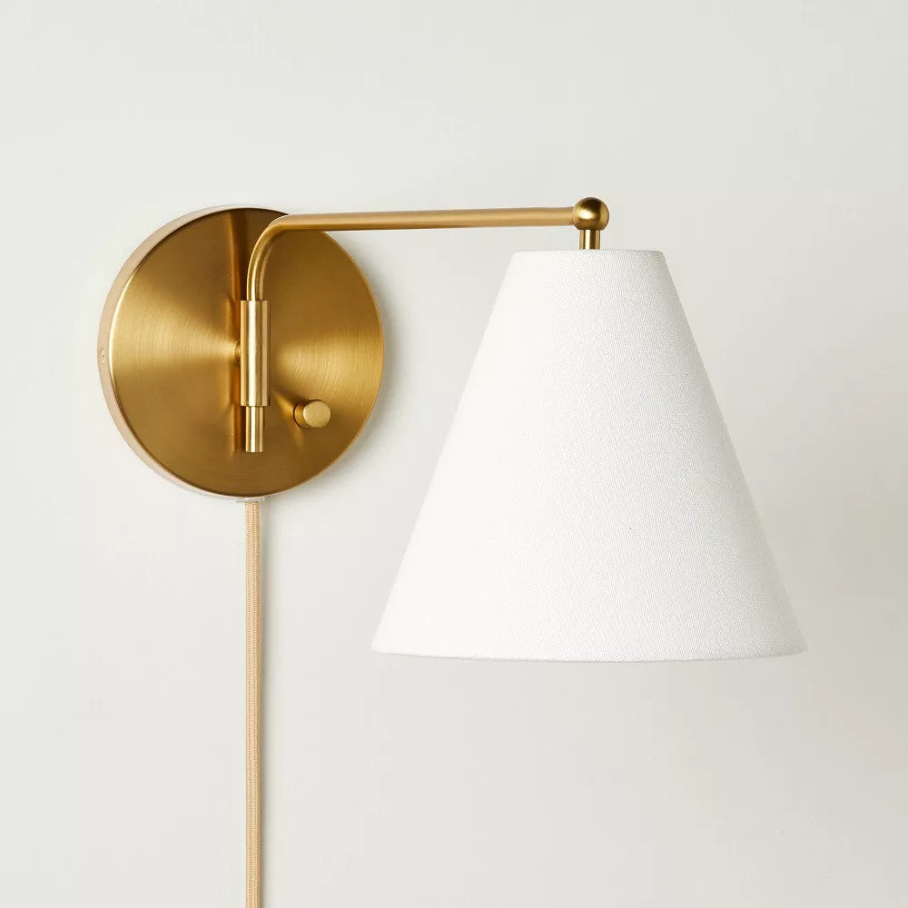 Lampara Aplique de pared con brazo - Threshold™ diseñado con Studio McGee