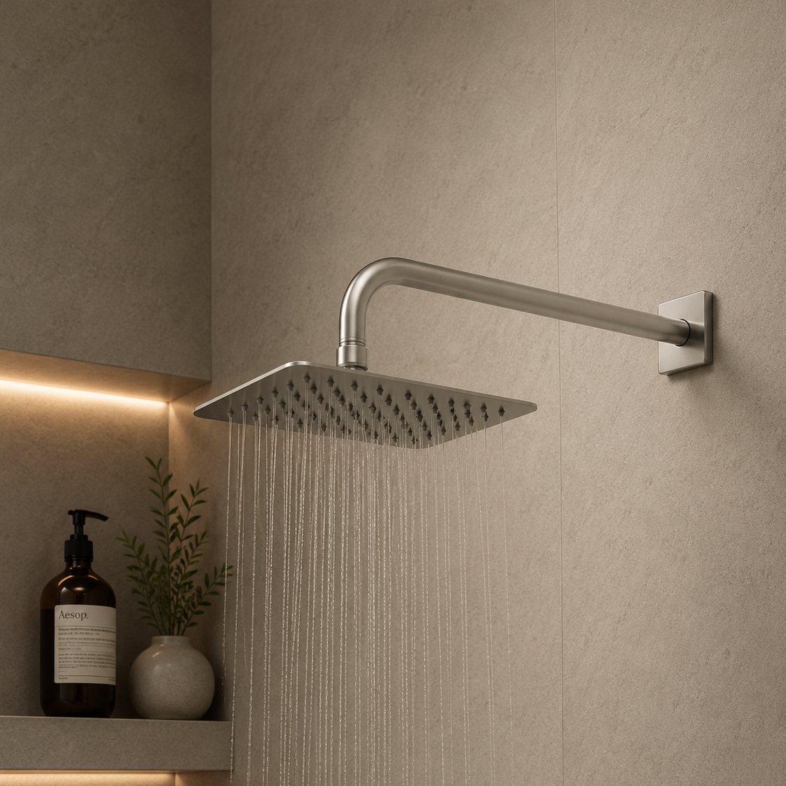 Regadera de ducha cuadrada 8″ ultradelga­da en acero inoxidable satinado con tubo de 50 cm