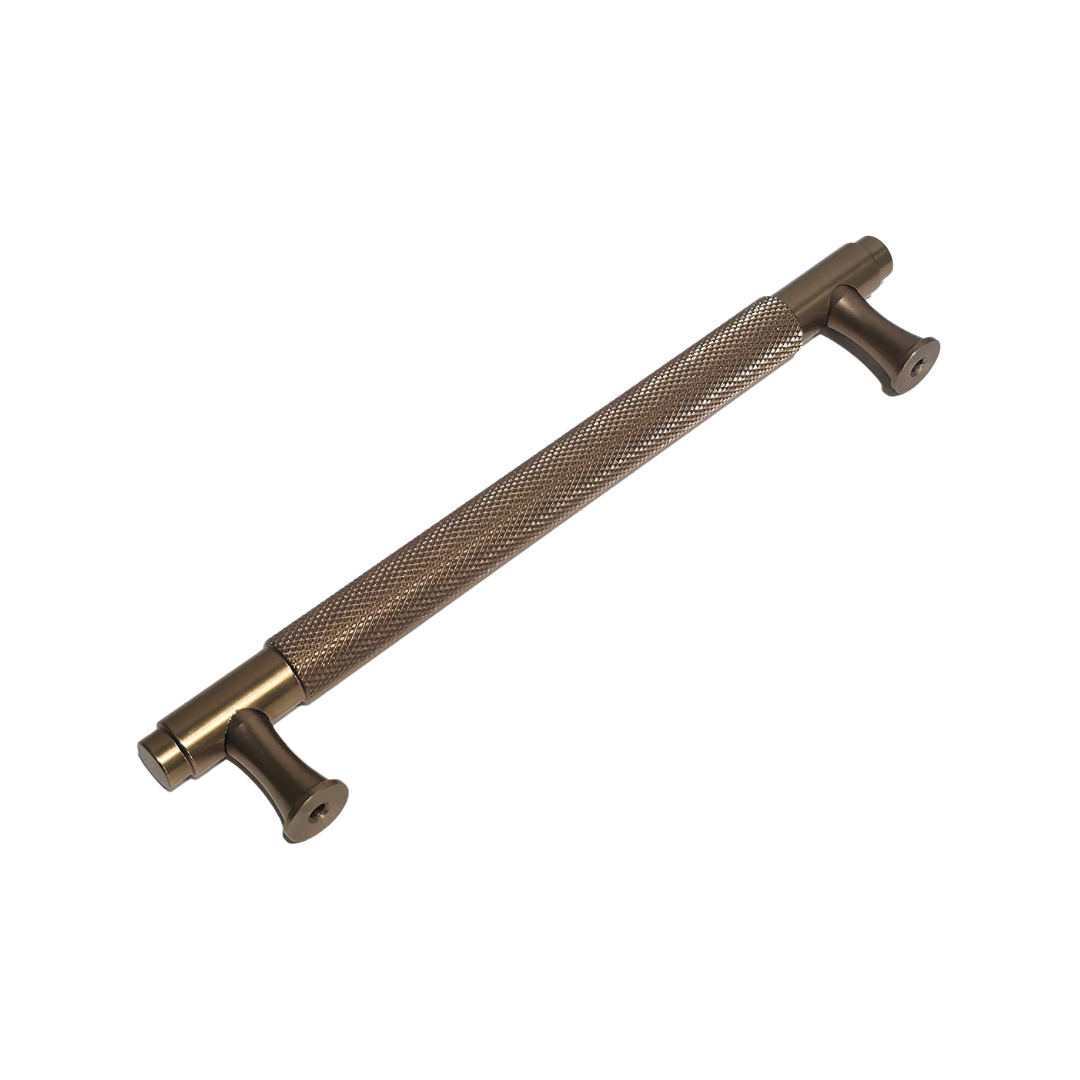 Tirador de asa de 7-½" bronce