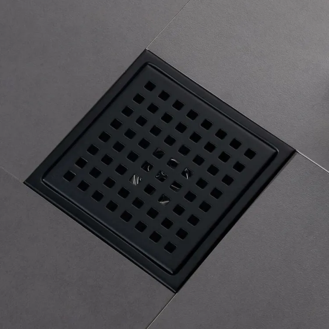 Desagüe para piso cuadrado 15 x 15 cm perforado en cuadros en acero inoxidable negro